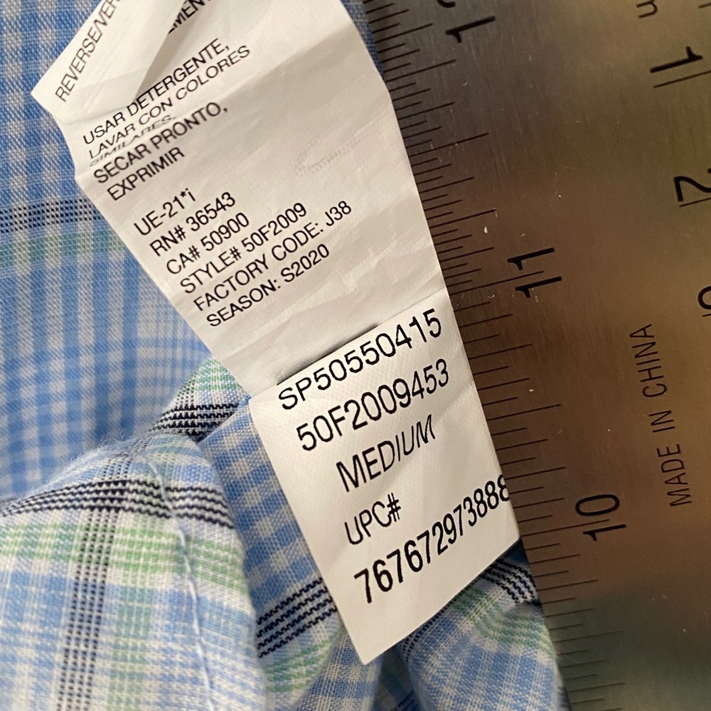 Van Heusen Never Tuck Men’s Med Runs Small Lt Blue Plaid Button Down Shirt - Picture 5 of 14